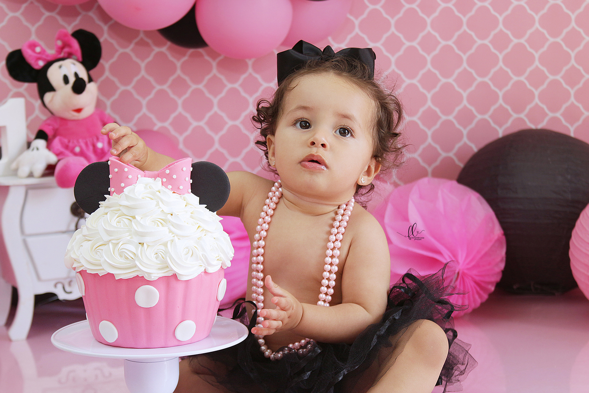 smash the cake minnie rosa,ideias minnie rosa, sessão do bolinho, cake smash,smash the cake tema minnie, smash the cake, cenário da minnie, minnie, disney, bolo da minnie rosa,smash the cake para menina,sessão de um ano no tema minnie, mickey,