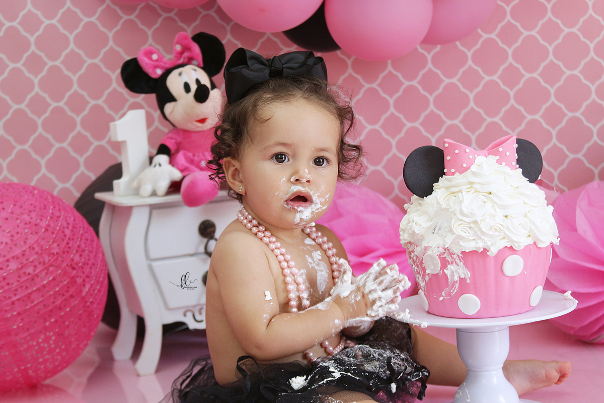 smash the cake minnie rosa,ideias minnie rosa, sessão do bolinho, cake smash,smash the cake tema minnie, smash the cake, cenário da minnie, minnie, disney, bolo da minnie rosa,smash the cake para menina,sessão de um ano no tema minnie, mickey,