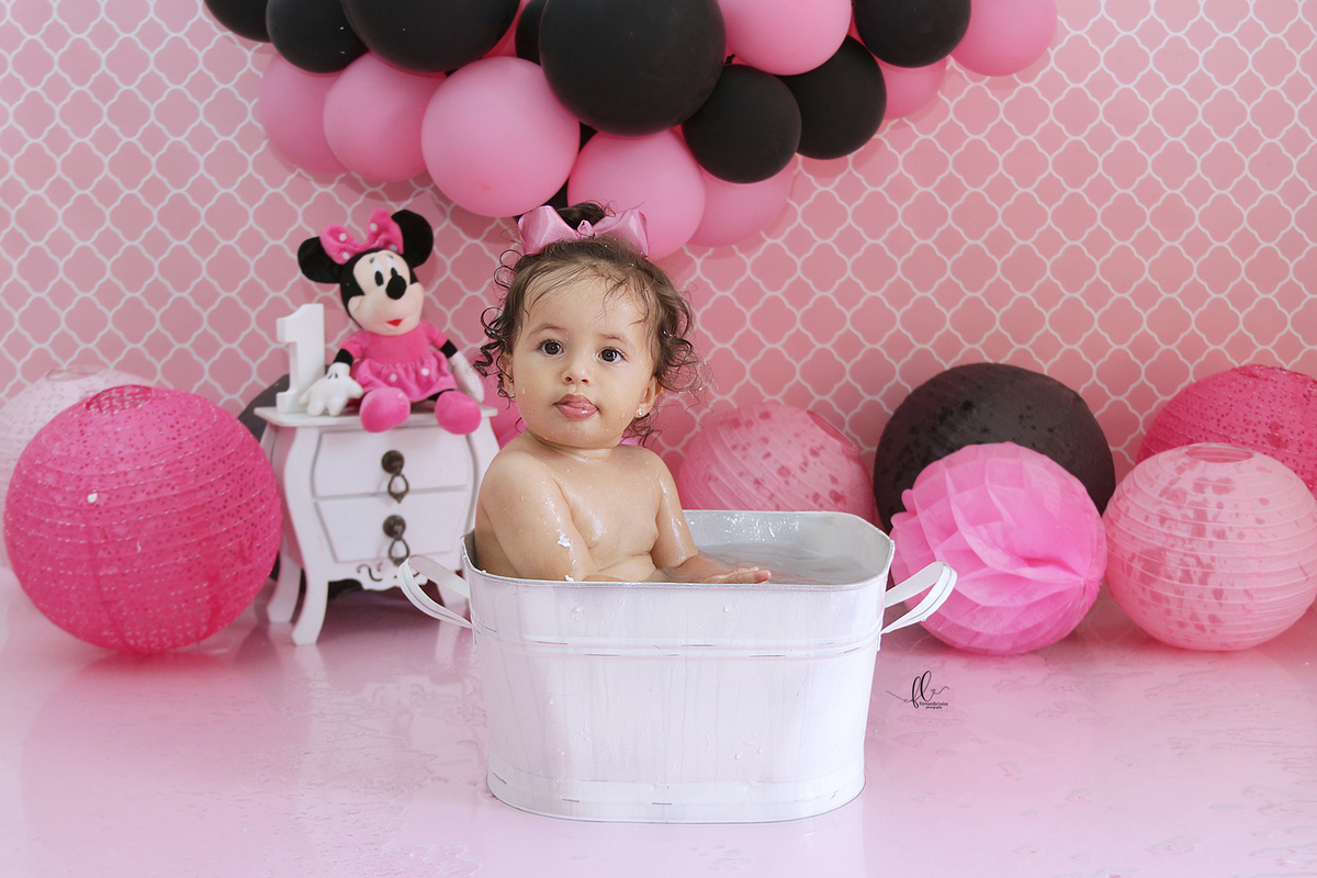 smash the cake minnie rosa,ideias minnie rosa, sessão do bolinho, cake smash,smash the cake tema minnie, smash the cake, cenário da minnie, minnie, disney, bolo da minnie rosa,smash the cake para menina,sessão de um ano no tema minnie, mickey,