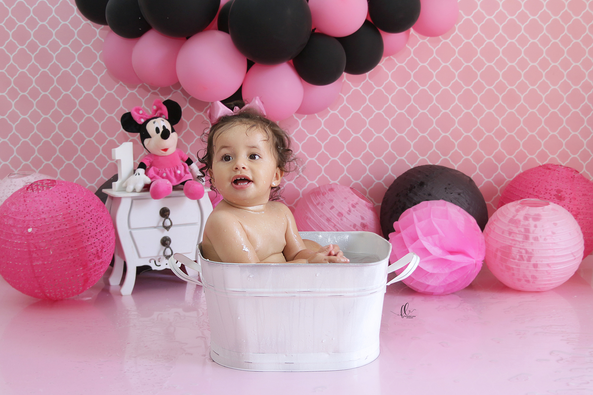 smash the cake minnie rosa,ideias minnie rosa, sessão do bolinho, cake smash,smash the cake tema minnie, smash the cake, cenário da minnie, minnie, disney, bolo da minnie rosa,smash the cake para menina,sessão de um ano no tema minnie, mickey,