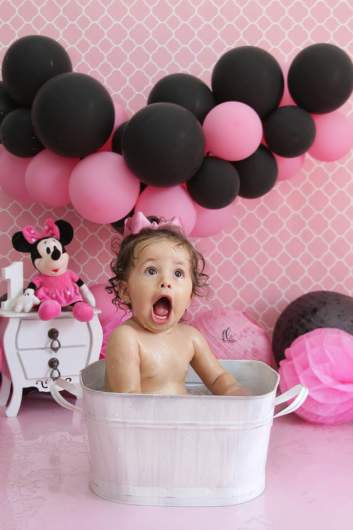 smash the cake minnie rosa,ideias minnie rosa, sessão do bolinho, cake smash,smash the cake tema minnie, smash the cake, cenário da minnie, minnie, disney, bolo da minnie rosa,smash the cake para menina,sessão de um ano no tema minnie, mickey,