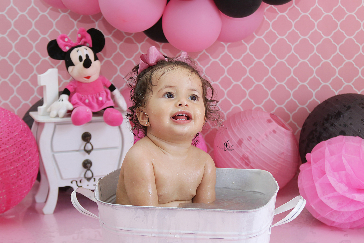 smash the cake minnie rosa,ideias minnie rosa, sessão do bolinho, cake smash,smash the cake tema minnie, smash the cake, cenário da minnie, minnie, disney, bolo da minnie rosa,smash the cake para menina,sessão de um ano no tema minnie, mickey,