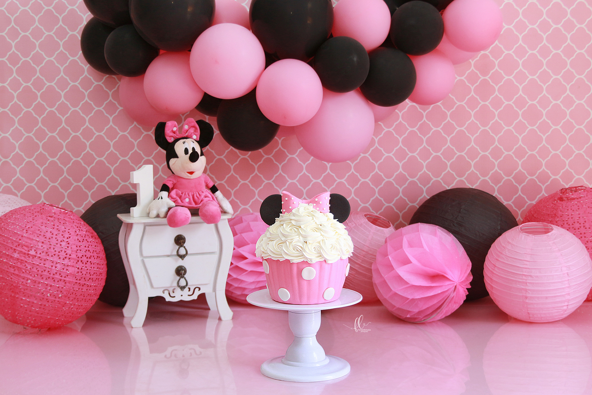 smash the cake minnie rosa,ideias minnie rosa, sessão do bolinho, cake smash,smash the cake tema minnie, smash the cake, cenário da minnie, minnie, disney, bolo da minnie rosa,smash the cake para menina,sessão de um ano no tema minnie, mickey,