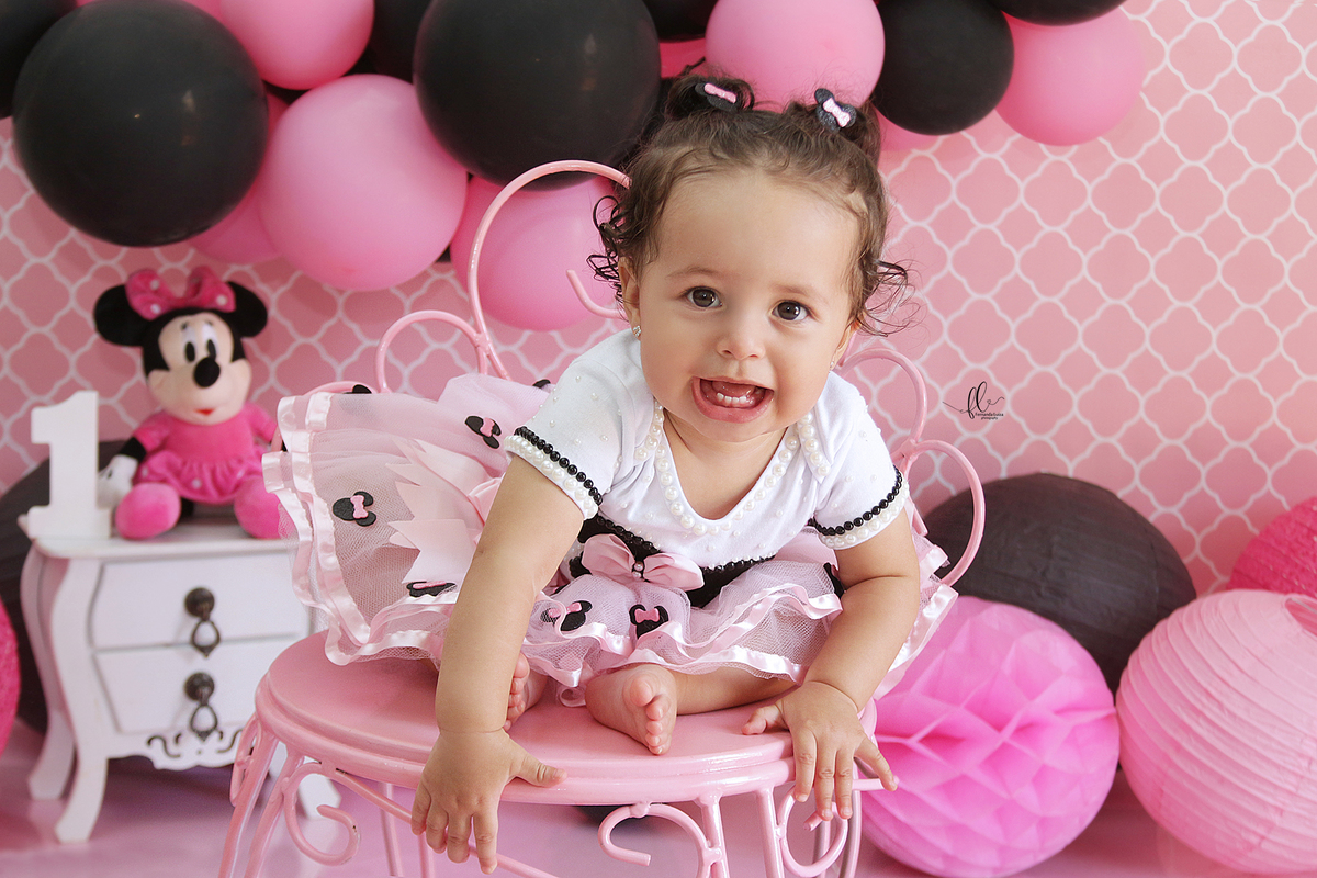 smash the cake minnie rosa,ideias minnie rosa, sessão do bolinho, cake smash,smash the cake tema minnie, smash the cake, cenário da minnie, minnie, disney, bolo da minnie rosa,smash the cake para menina,sessão de um ano no tema minnie, mickey,