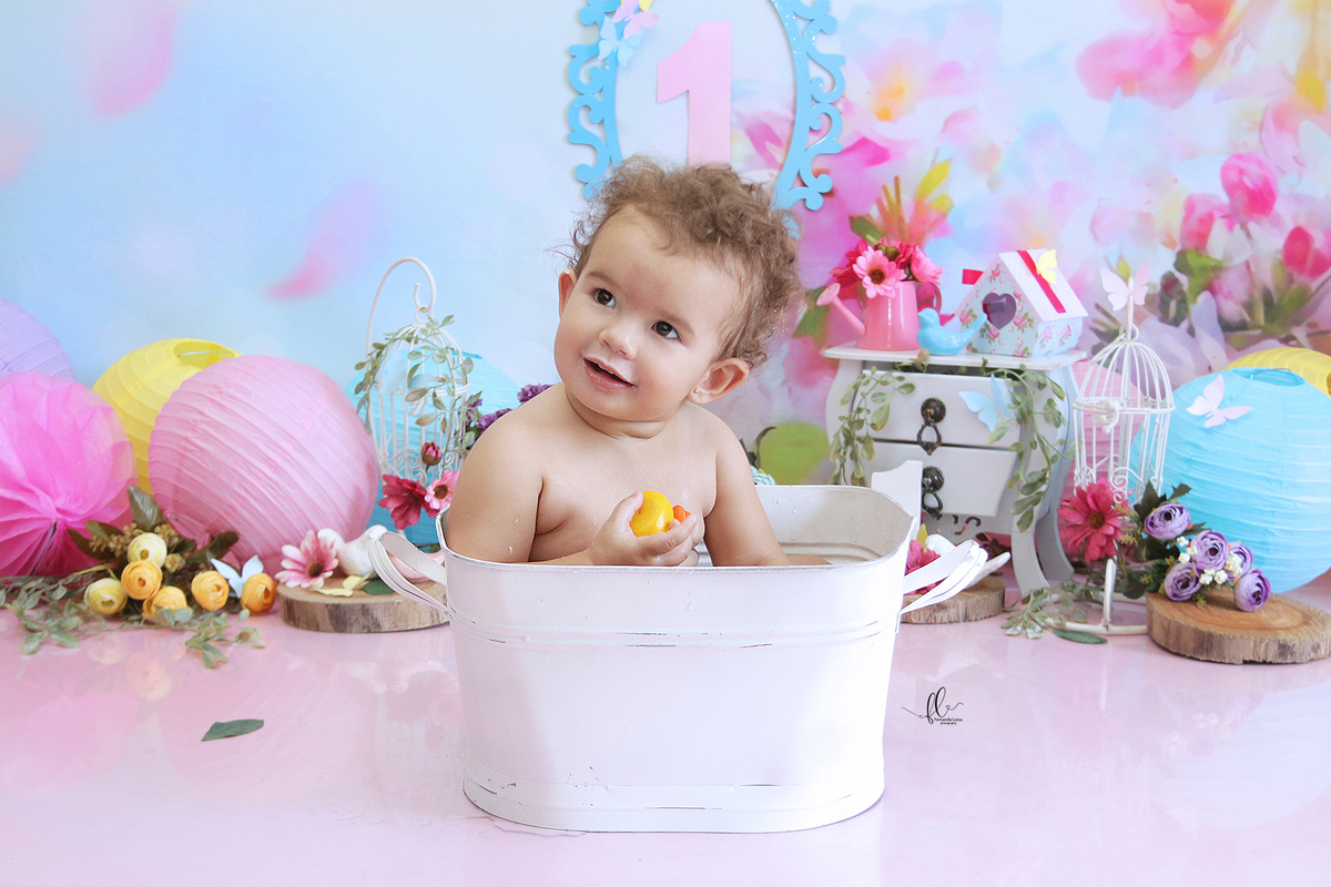 smash, smash the cake, ideias jardim encantado, sessão do bolinho, cake smash, smash the cake tema jardim encantado, smash the cake cenário jardim, jardim encantado,bolo jardim encantado,smash the cake para menina,sessão de um ano no tema jardim,borboleta