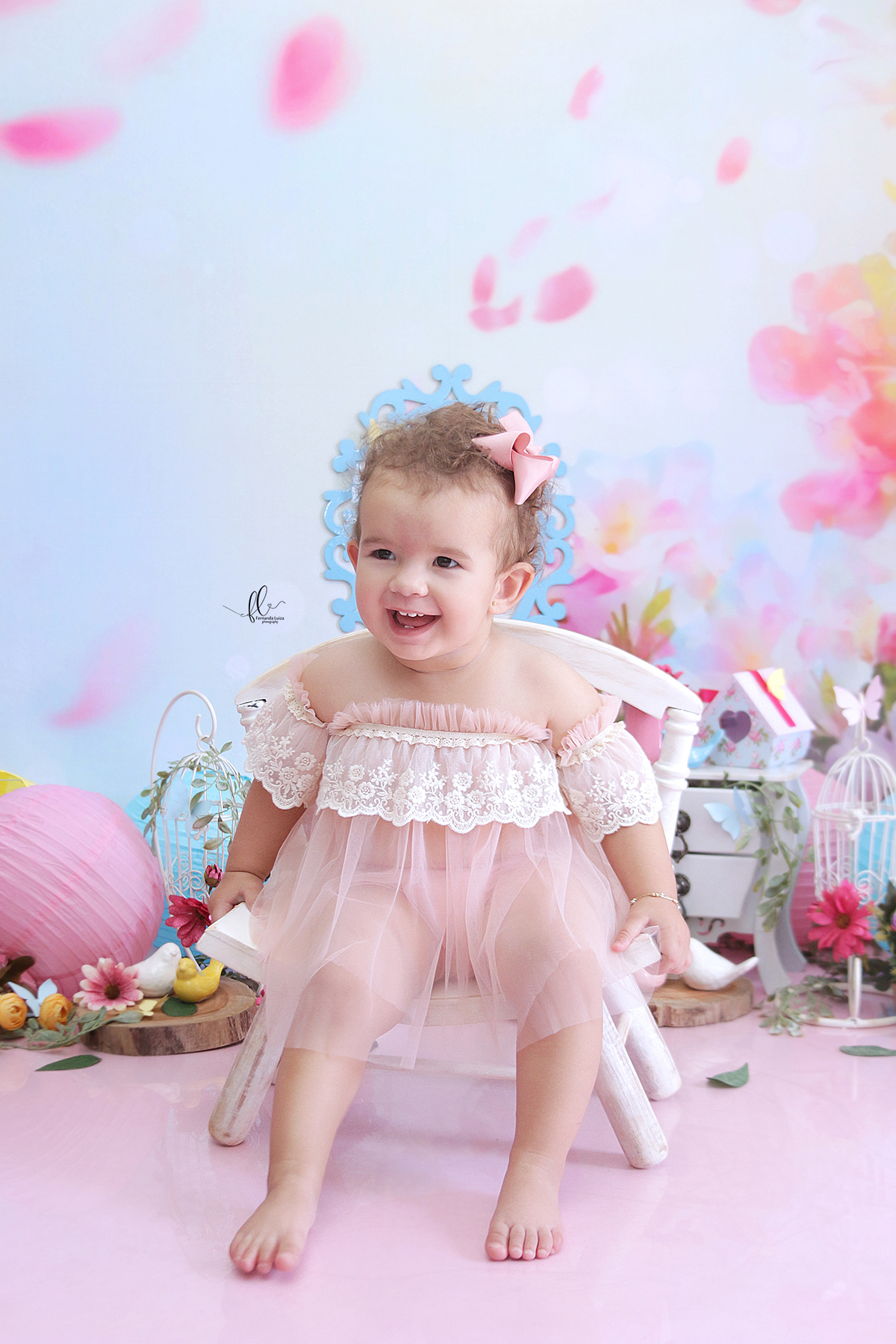 smash, smash the cake, ideias jardim encantado, sessão do bolinho, cake smash, smash the cake tema jardim encantado, smash the cake cenário jardim, jardim encantado,bolo jardim encantado,smash the cake para menina,sessão de um ano no tema jardim,borboleta