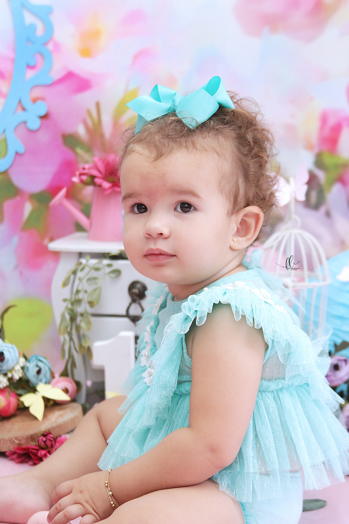 smash, smash the cake, ideias jardim encantado, sessão do bolinho, cake smash, smash the cake tema jardim encantado, smash the cake cenário jardim, jardim encantado,bolo jardim encantado,smash the cake para menina,sessão de um ano no tema jardim,borboleta