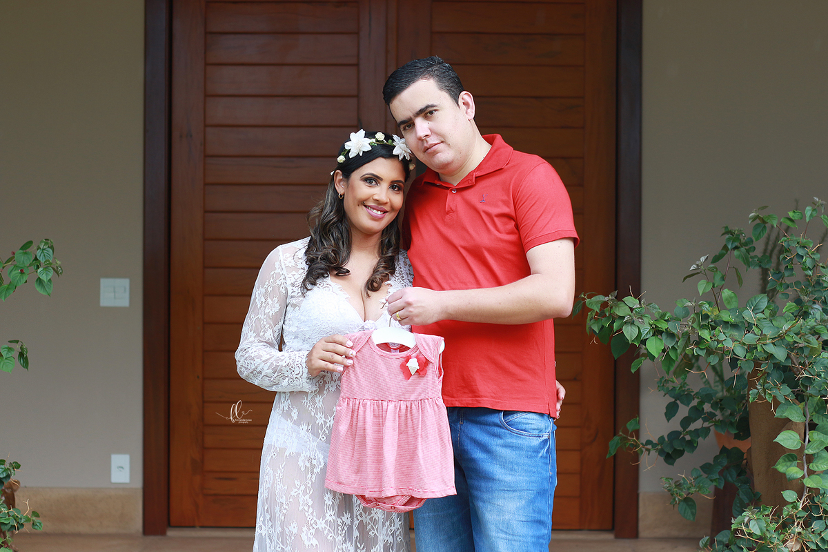 gestante,fotos no eucalipto, ensaio gestante, ensaio fotografico de gravida, fotos de gravida, gravida linda, ideias para ensaio gestante, ideias para gestantes, cha de bebe, recem nascido, nome em tricotim, fraldas, roupinhas para bebes, tricotim