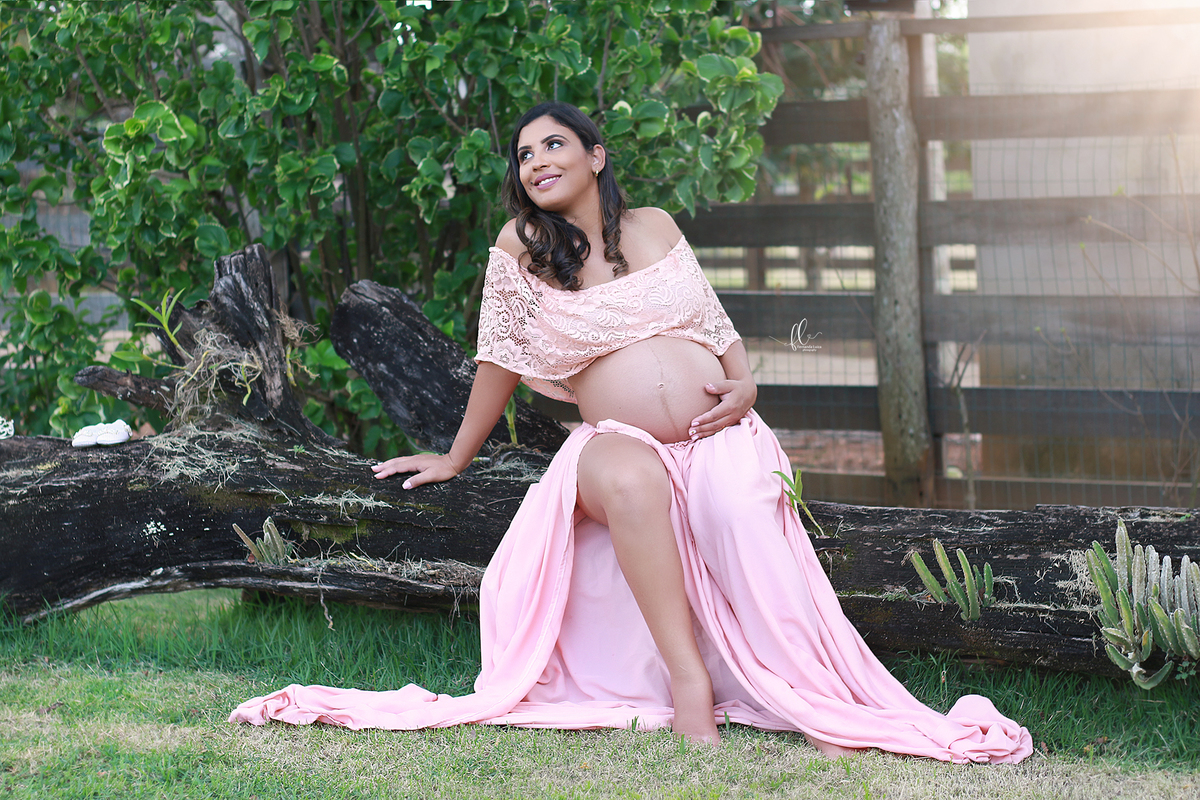 gestante,fotos no eucalipto, ensaio gestante, ensaio fotografico de gravida, fotos de gravida, gravida linda, ideias para ensaio gestante, ideias para gestantes, cha de bebe, recem nascido, nome em tricotim, fraldas, roupinhas para bebes, tricotim