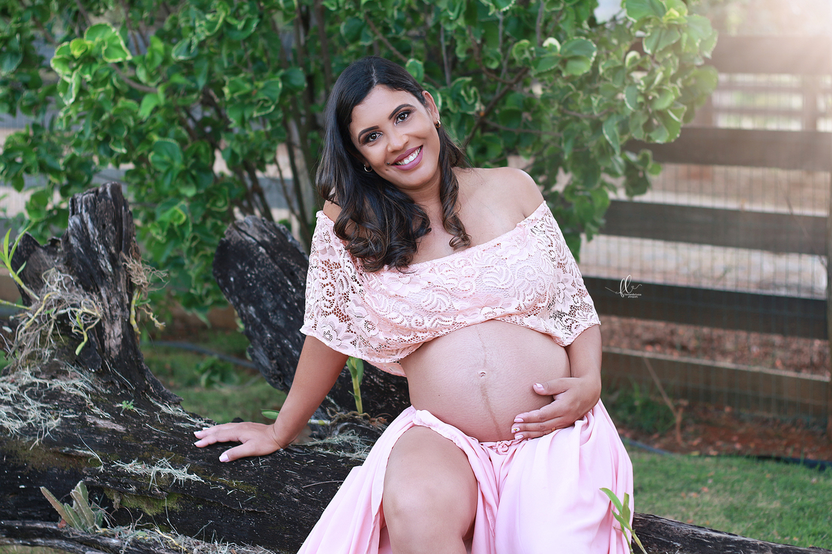 gestante,fotos no eucalipto, ensaio gestante, ensaio fotografico de gravida, fotos de gravida, gravida linda, ideias para ensaio gestante, ideias para gestantes, cha de bebe, recem nascido, nome em tricotim, fraldas, roupinhas para bebes, tricotim