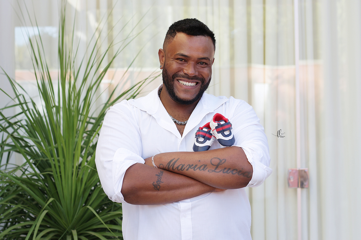 mundo azul,gestante,fotos no eucalipto, ensaio gestante, ensaio fotografico de gravida, fotos de gravida, gravida linda, ideias para ensaio gestante, ideias para gestantes,cha de bebe,recem nascido,mãe de menino,fotos gestante com cachorro,fotos com dog,