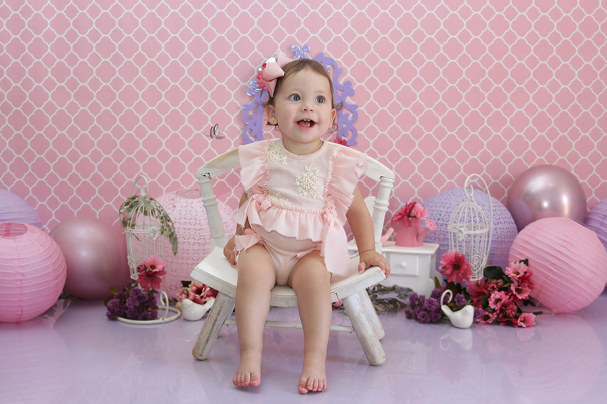 smash, smash the cake, ideias jardim encantado, sessão do bolinho, cake smash, smash the cake tema jardim encantado, smash the cake cenário jardim, jardim encantado,bolo jardim encantado,smash the cake para menina,sessão de um ano no tema jardim,borboleta