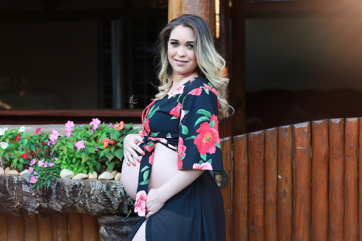 gestante, esperando gemeos ensaio gestante, ensaio fotografico de gravida de gemeos, fotos de gravida, ideias para ensaio gestante, ideias para gestantes, gemeas, gemeos, recem nascido, gestante de gemeas, fraldas, roupinhas para bebes gemeos