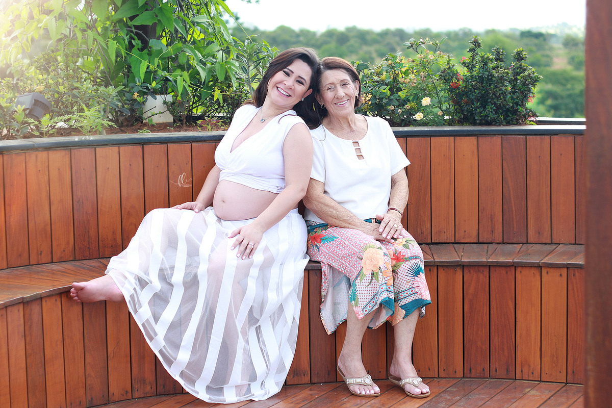 gestante,mundo rosa, gestante menina, ensaio gestante,ensaio fotografico de gravida, fotos de gravida, gravida linda, ideias para ensaio gestante, ideias para gestantes, cha de bebe, recem nascido, mãe de menina, meninas, roupinhas para bebes, tricotim