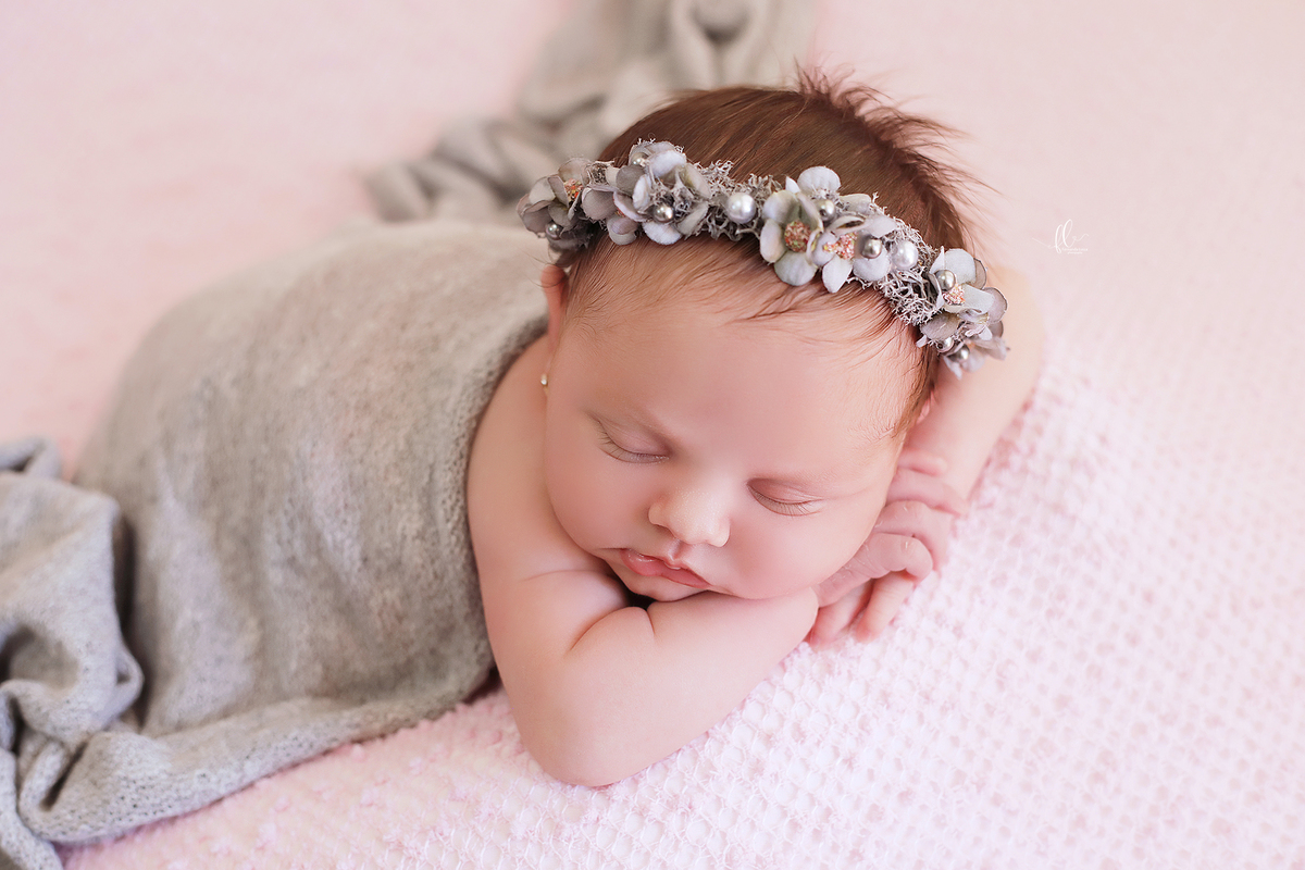 newborn, sessão newborn,newborn menina, newborn brasil,newborn ideias, ideias sessão newborn menina, ideias sessão newborn, recem nascido, bebes fofos, bebes, ideias fotos de bebes, ideias de fotos de bebes recem nascido, poses newborn,