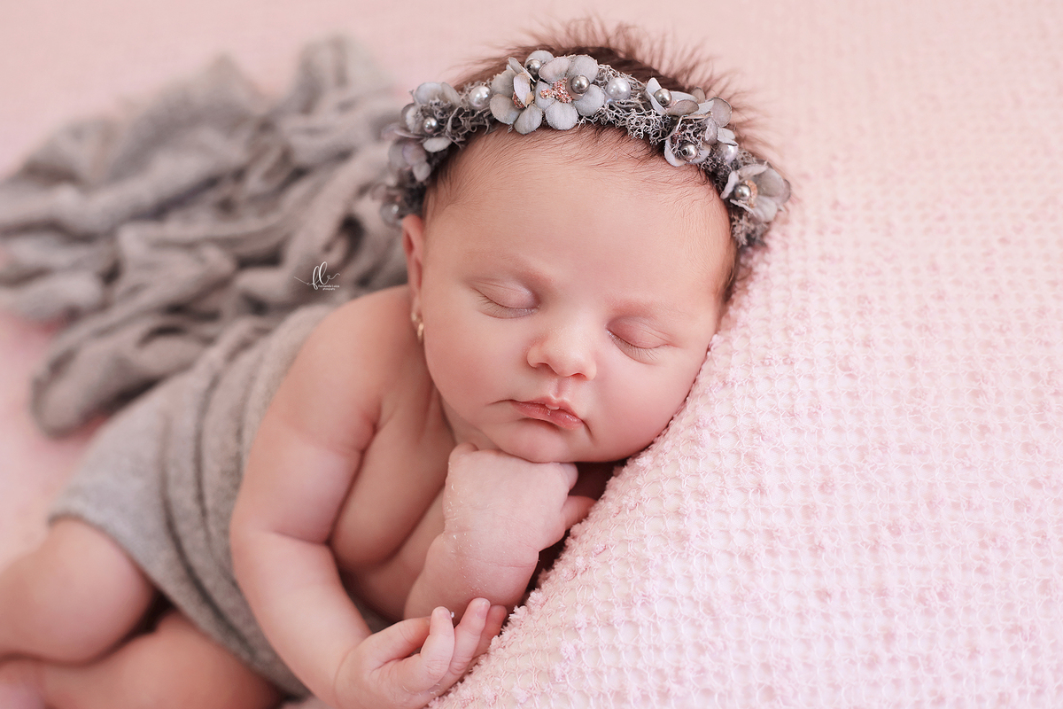 newborn, sessão newborn,newborn menina, newborn brasil,newborn ideias, ideias sessão newborn menina, ideias sessão newborn, recem nascido, bebes fofos, bebes, ideias fotos de bebes, ideias de fotos de bebes recem nascido, poses newborn,
