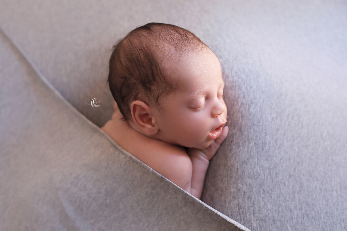 newborn, sessão newborn,newborn menina, newborn brasil,newborn ideias, ideias sessão newborn menina, ideias sessão newborn, recem nascido, bebes fofos, bebes, ideias fotos de bebes, ideias de fotos de bebes recem nascido, poses newborn,