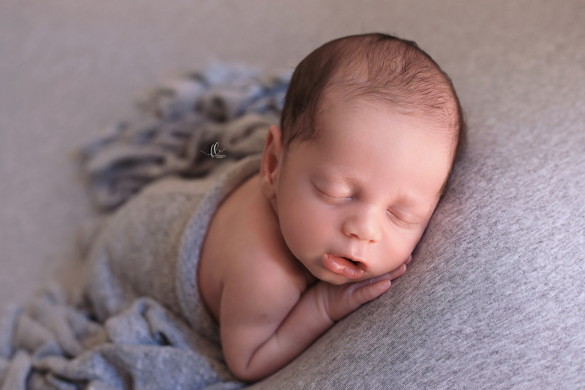 newborn, sessão newborn,newborn menina, newborn brasil,newborn ideias, ideias sessão newborn menina, ideias sessão newborn, recem nascido, bebes fofos, bebes, ideias fotos de bebes, ideias de fotos de bebes recem nascido, poses newborn,