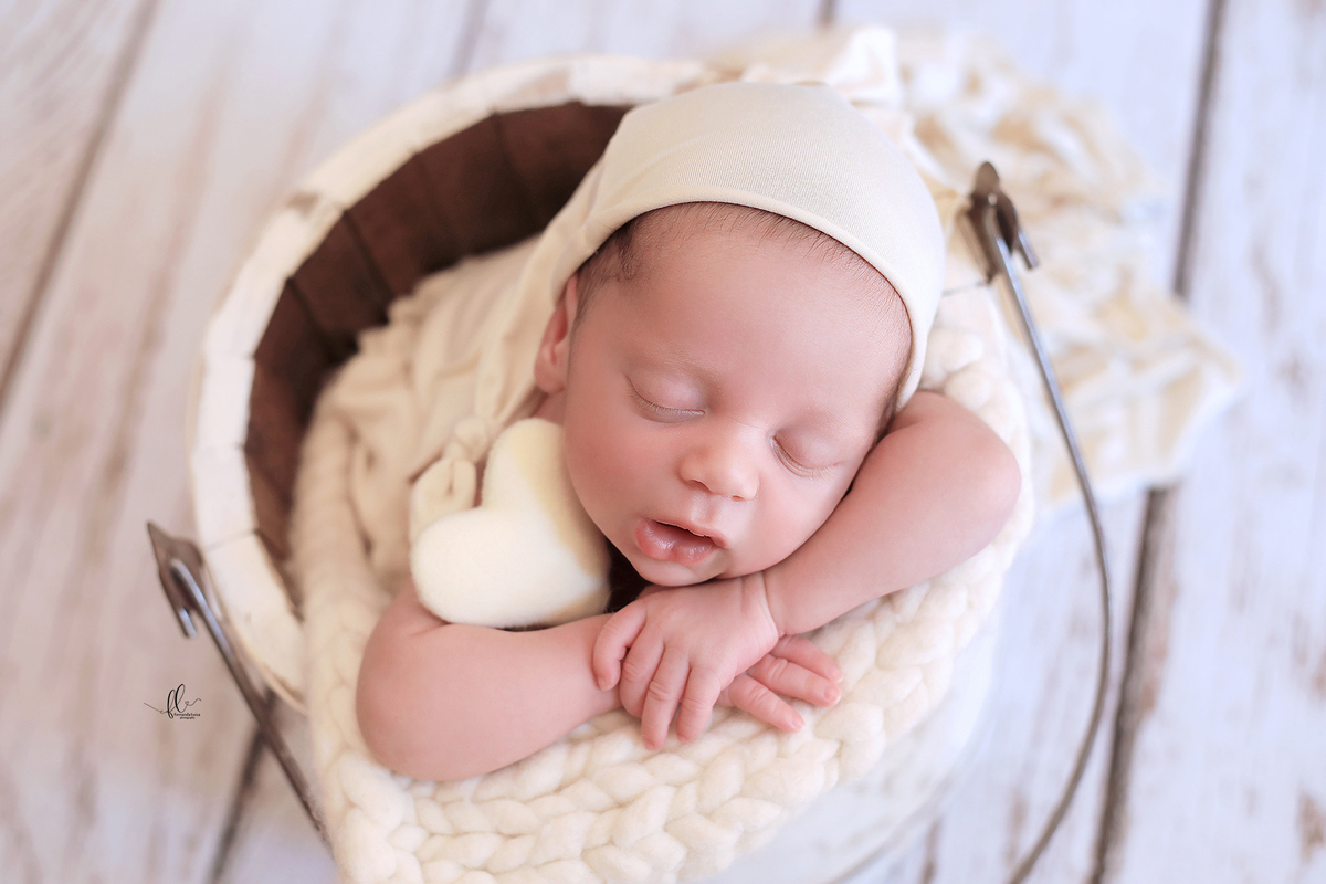 newborn, sessão newborn,newborn menina, newborn brasil,newborn ideias, ideias sessão newborn menina, ideias sessão newborn, recem nascido, bebes fofos, bebes, ideias fotos de bebes, ideias de fotos de bebes recem nascido, poses newborn,