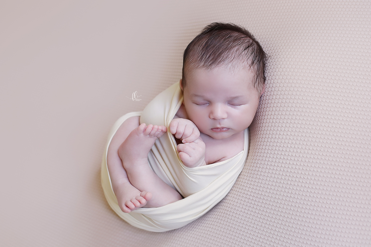 newborn, sessão newborn,newborn menina, newborn brasil,newborn ideias, ideias sessão newborn menina, ideias sessão newborn, recem nascido, bebes fofos, bebes, ideias fotos de bebes, ideias de fotos de bebes recem nascido, poses newborn,
