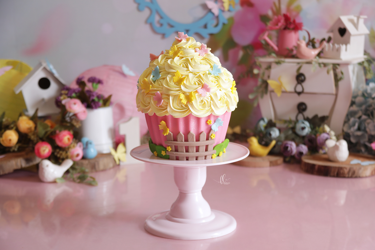 smash, smash the cake, ideias jardim encantado, sessão do bolinho, cake smash, smash the cake tema jardim encantado, smash the cake cenário jardim, jardim encantado,bolo jardim encantado,smash the cake para menina,sessão de um ano no tema jardim,borboleta