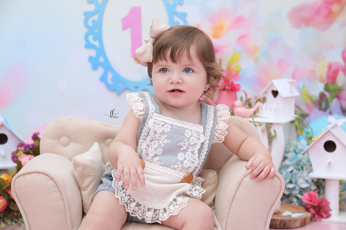 smash, smash the cake, ideias jardim encantado, sessão do bolinho, cake smash, smash the cake tema jardim encantado, smash the cake cenário jardim, jardim encantado,bolo jardim encantado,smash the cake para menina,sessão de um ano no tema jardim,borboleta