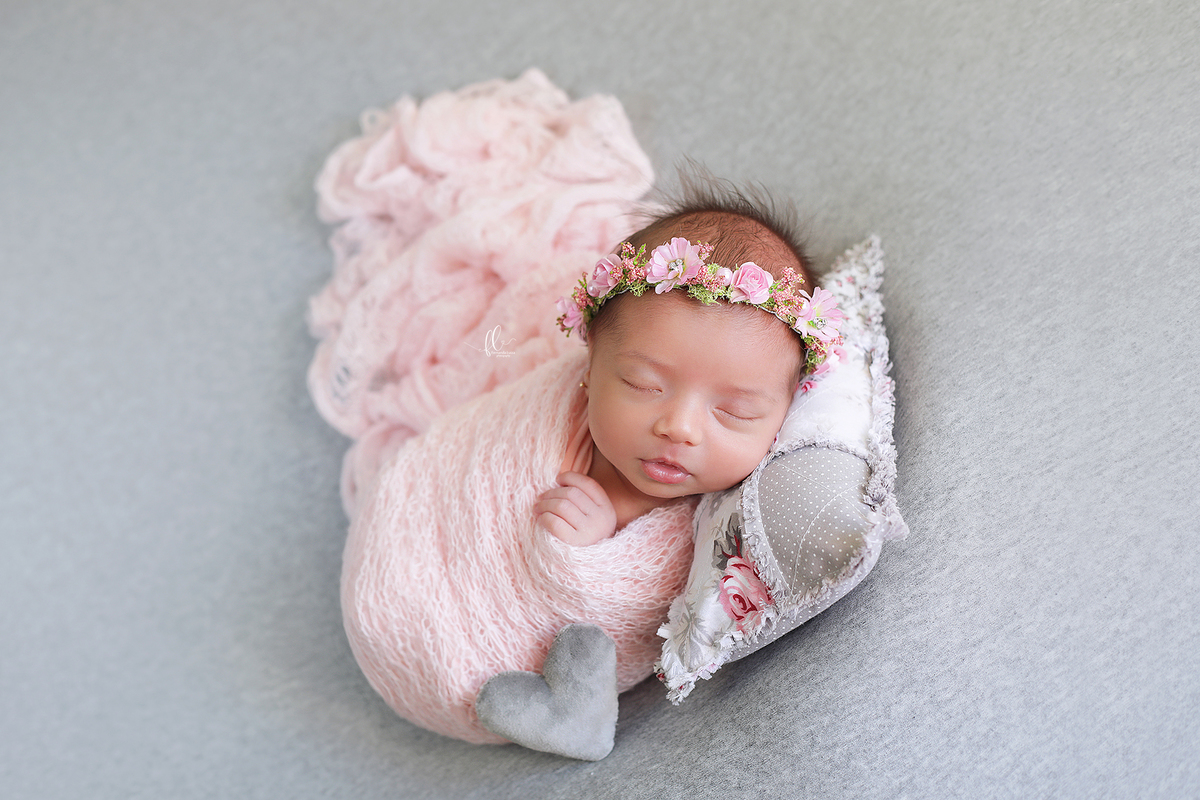 newborn, sessão newborn,newborn menina, newborn brasil,newborn ideias, ideias sessão newborn menina, ideias sessão newborn, recem nascido, bebes fofos, bebes, ideias fotos de bebes, ideias de fotos de bebes recem nascido, poses newborn,