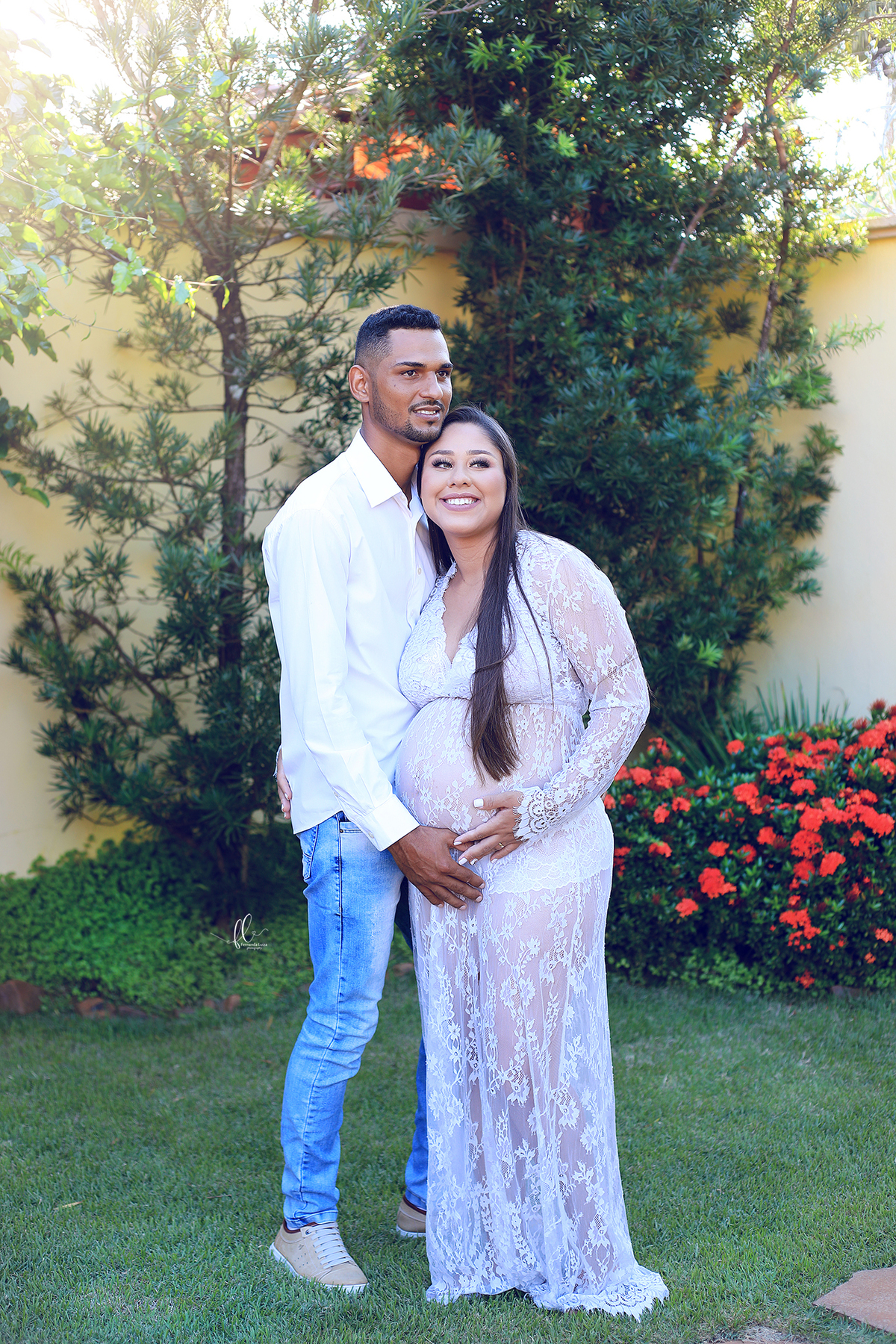 mundo azul,gestante,fotos no eucalipto, ensaio gestante, ensaio fotografico de gravida, fotos de gravida, gravida linda, ideias para ensaio gestante, ideias para gestantes,cha de bebe,recem nascido,mãe de menino,fotos gestante, fotos com irmão