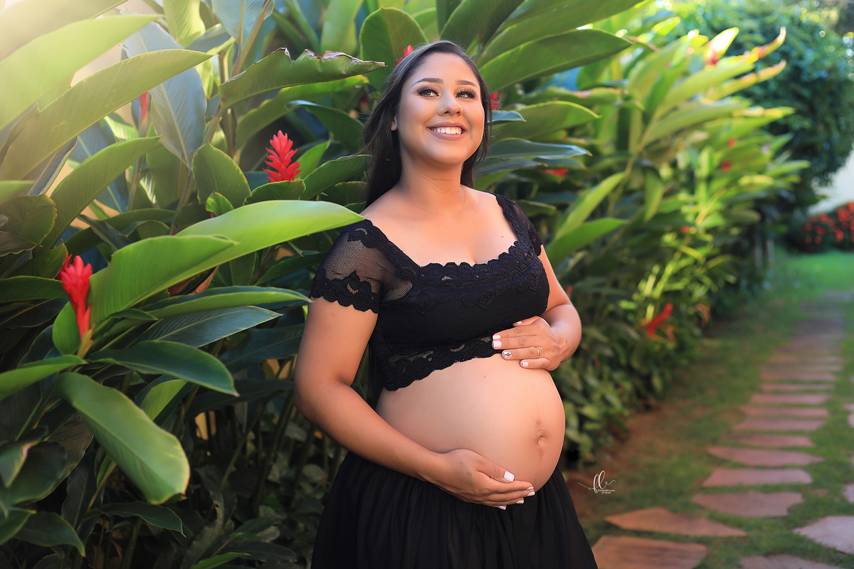 mundo azul,gestante,fotos no eucalipto, ensaio gestante, ensaio fotografico de gravida, fotos de gravida, gravida linda, ideias para ensaio gestante, ideias para gestantes,cha de bebe,recem nascido,mãe de menino,fotos gestante, fotos com irmão