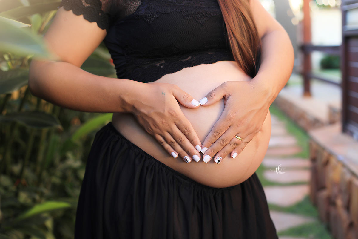 mundo azul,gestante,fotos no eucalipto, ensaio gestante, ensaio fotografico de gravida, fotos de gravida, gravida linda, ideias para ensaio gestante, ideias para gestantes,cha de bebe,recem nascido,mãe de menino,fotos gestante, fotos com irmão