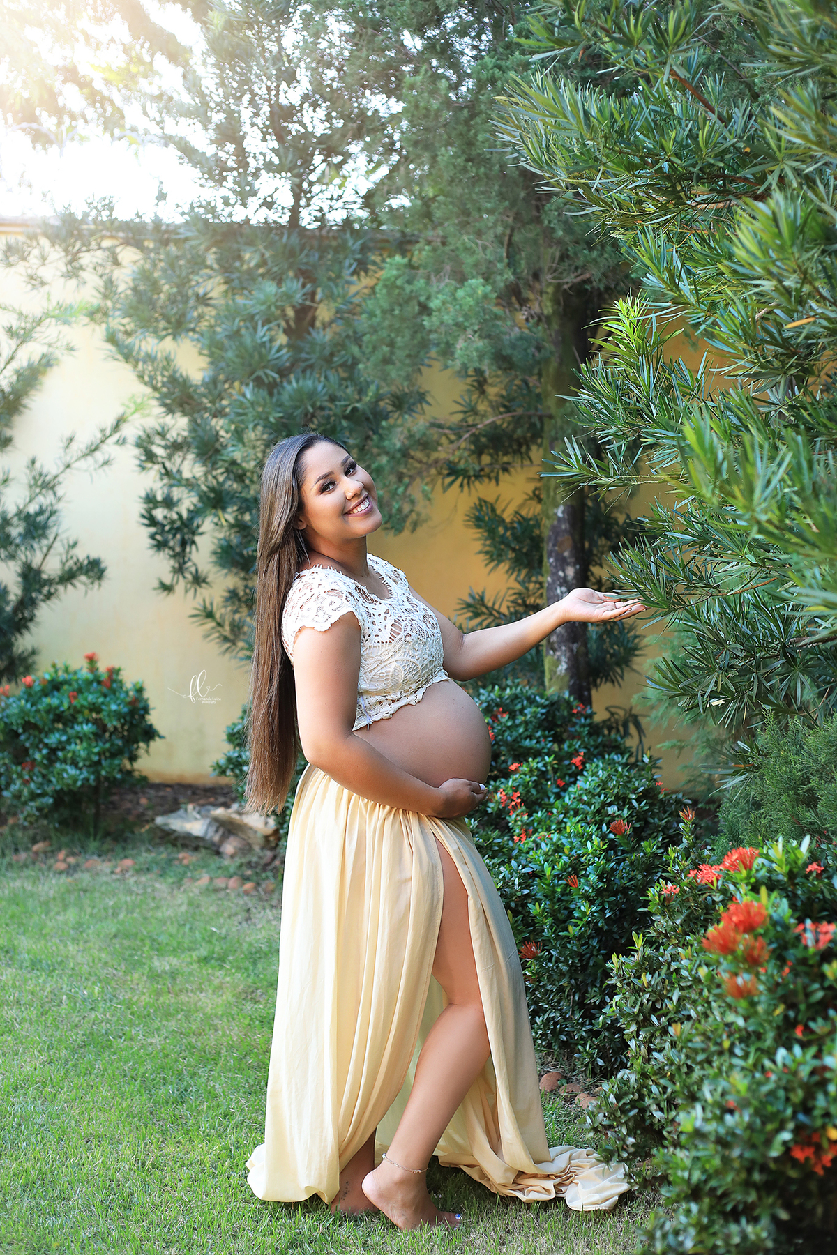 mundo azul,gestante,fotos no eucalipto, ensaio gestante, ensaio fotografico de gravida, fotos de gravida, gravida linda, ideias para ensaio gestante, ideias para gestantes,cha de bebe,recem nascido,mãe de menino,fotos gestante, fotos com irmão