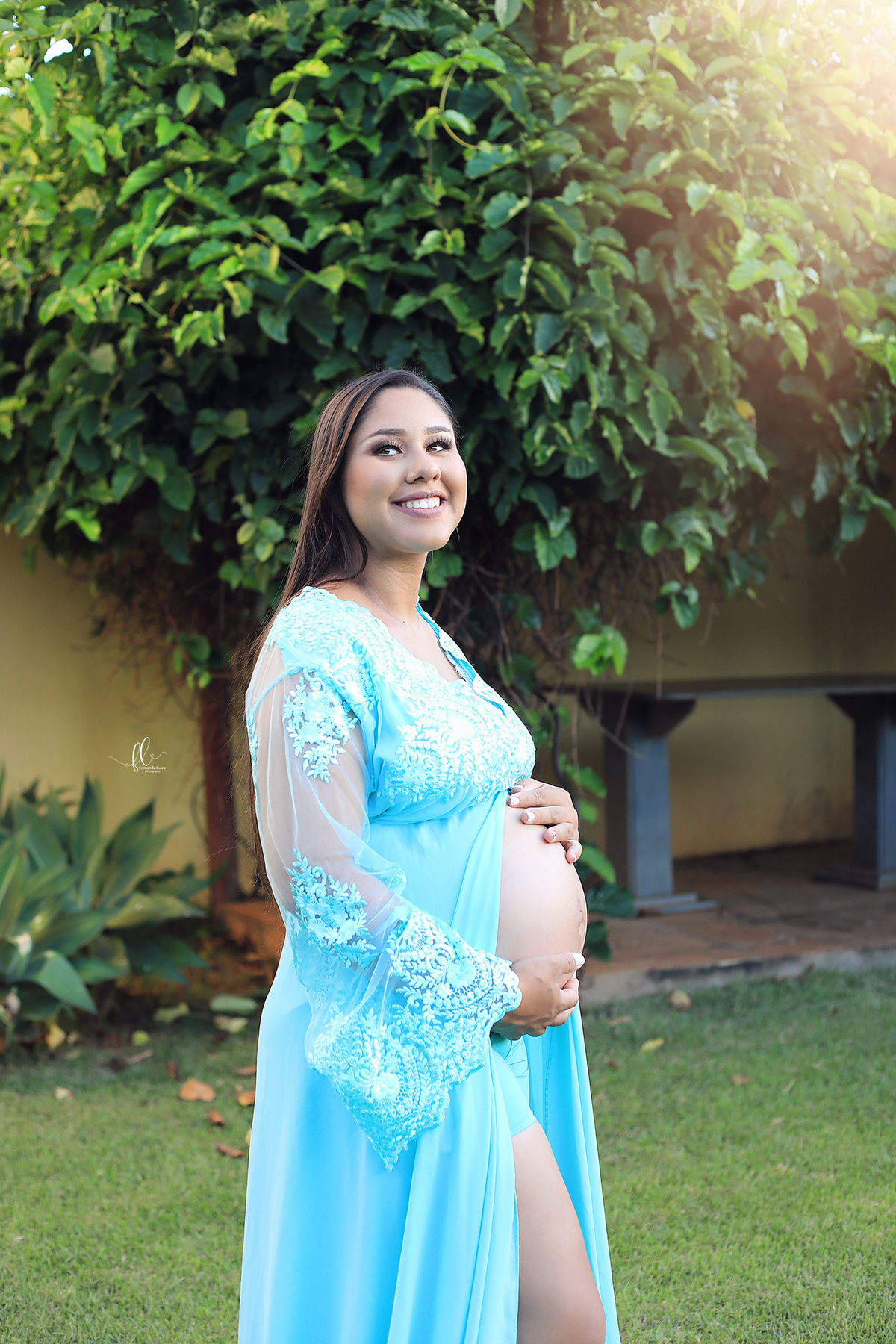 mundo azul,gestante,fotos no eucalipto, ensaio gestante, ensaio fotografico de gravida, fotos de gravida, gravida linda, ideias para ensaio gestante, ideias para gestantes,cha de bebe,recem nascido,mãe de menino,fotos gestante, fotos com irmão