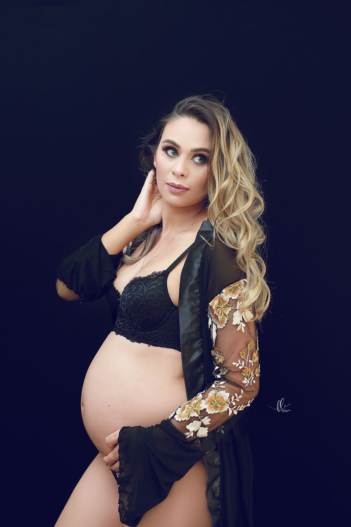 gestante,mundo rosa, gestante menina, ensaio gestante,ensaio fotografico de gravida, fotos de gravida, gravida linda, ideias para ensaio gestante, ideias para gestantes, cha de bebe, recem nascido, nome em tricotim, meninas, roupinhas para bebes, tricotim