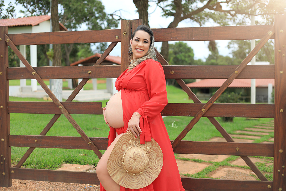 gestante,mundo rosa, gestante menina, ensaio gestante,ensaio fotografico de gravida, fotos de gravida, gravida linda, ideias para ensaio gestante, ideias para gestantes, cha de bebe, recem nascido, nome em tricotim, meninas, roupinhas para bebes, tricotim