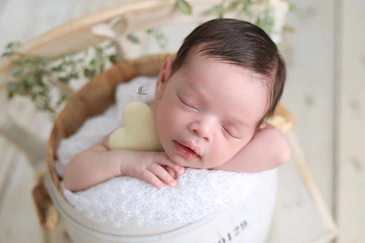 newborn, sessão newborn,newborn menina, newborn brasil,newborn ideias, ideias sessão newborn menina, ideias sessão newborn, recem nascido, bebes fofos, bebes, ideias fotos de bebes, ideias de fotos de bebes recem nascido, poses newborn,