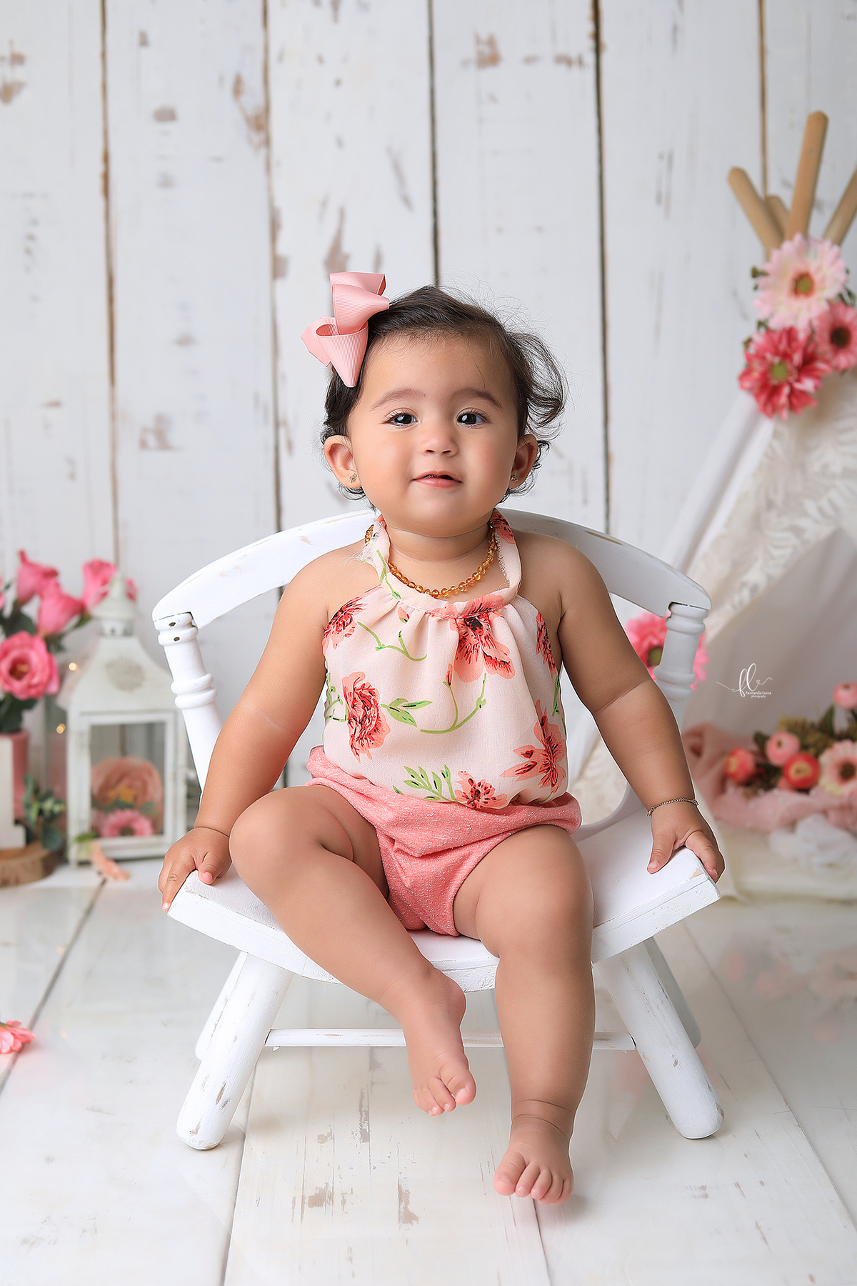 smash, smash the cake, ideias jardim encantado, sessão do bolinho, cake smash, smash the cake tema jardim encantado, smash the cake cenário jardim, jardim encantado,bolo jardim encantado,smash the cake para menina,sessão de um ano no tema jardim,borboleta