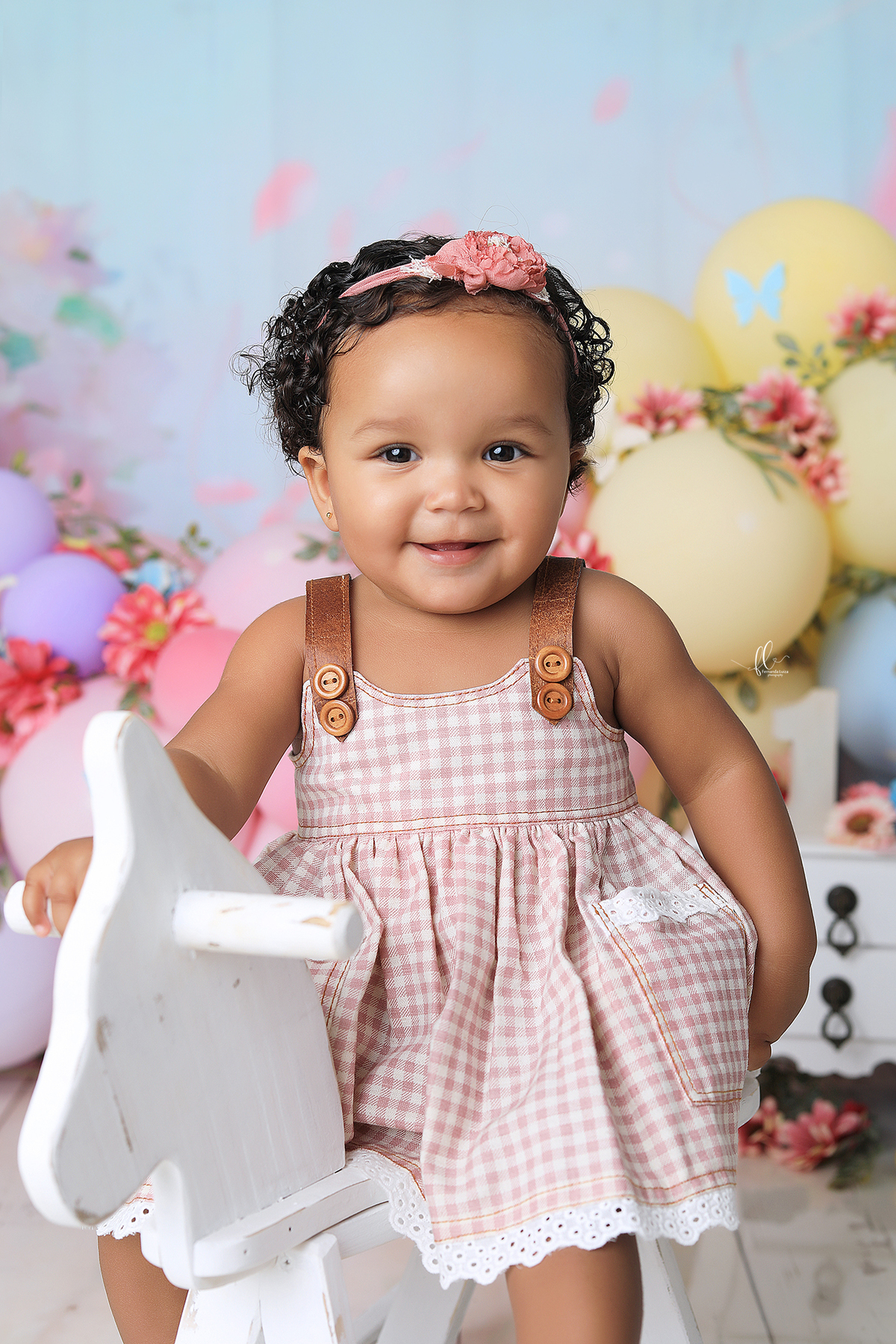 smash, smash the cake, ideias jardim encantado, sessão do bolinho, cake smash, smash the cake tema jardim encantado, smash the cake cenário jardim, jardim encantado,bolo jardim encantado,smash the cake para menina,sessão de um ano no tema jardim,borboleta