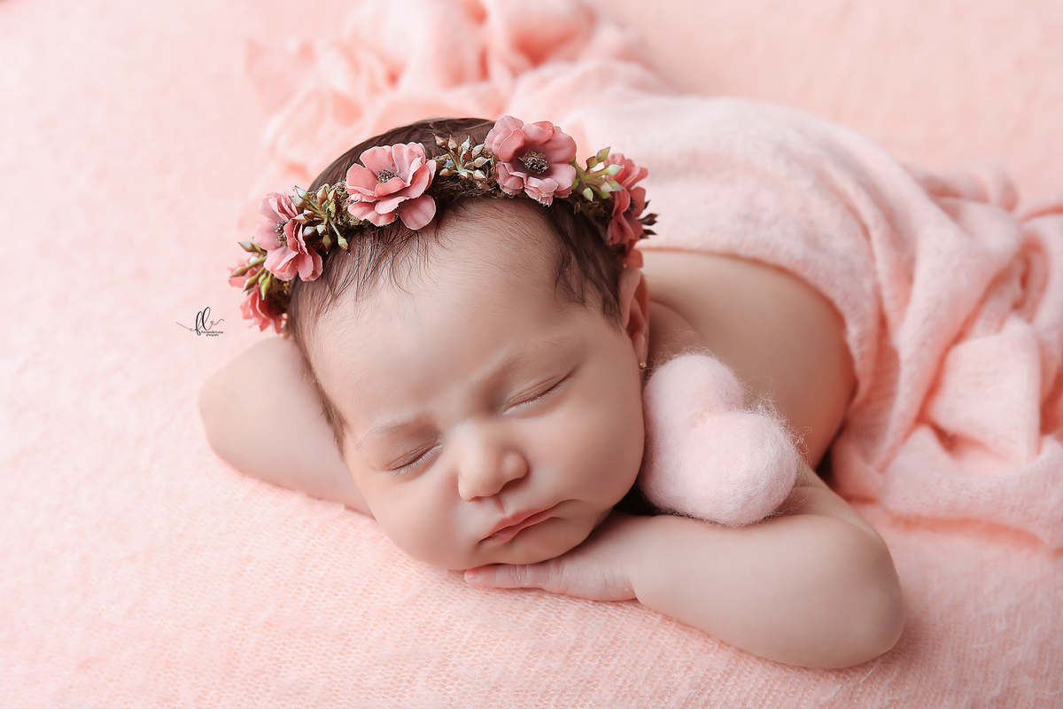 newborn, sessão newborn,newborn menina, newborn brasil,newborn ideias, ideias sessão newborn menina, ideias sessão newborn, recem nascido, bebes fofos, bebes, ideias fotos de bebes, ideias de fotos de bebes recem nascido, poses newborn,