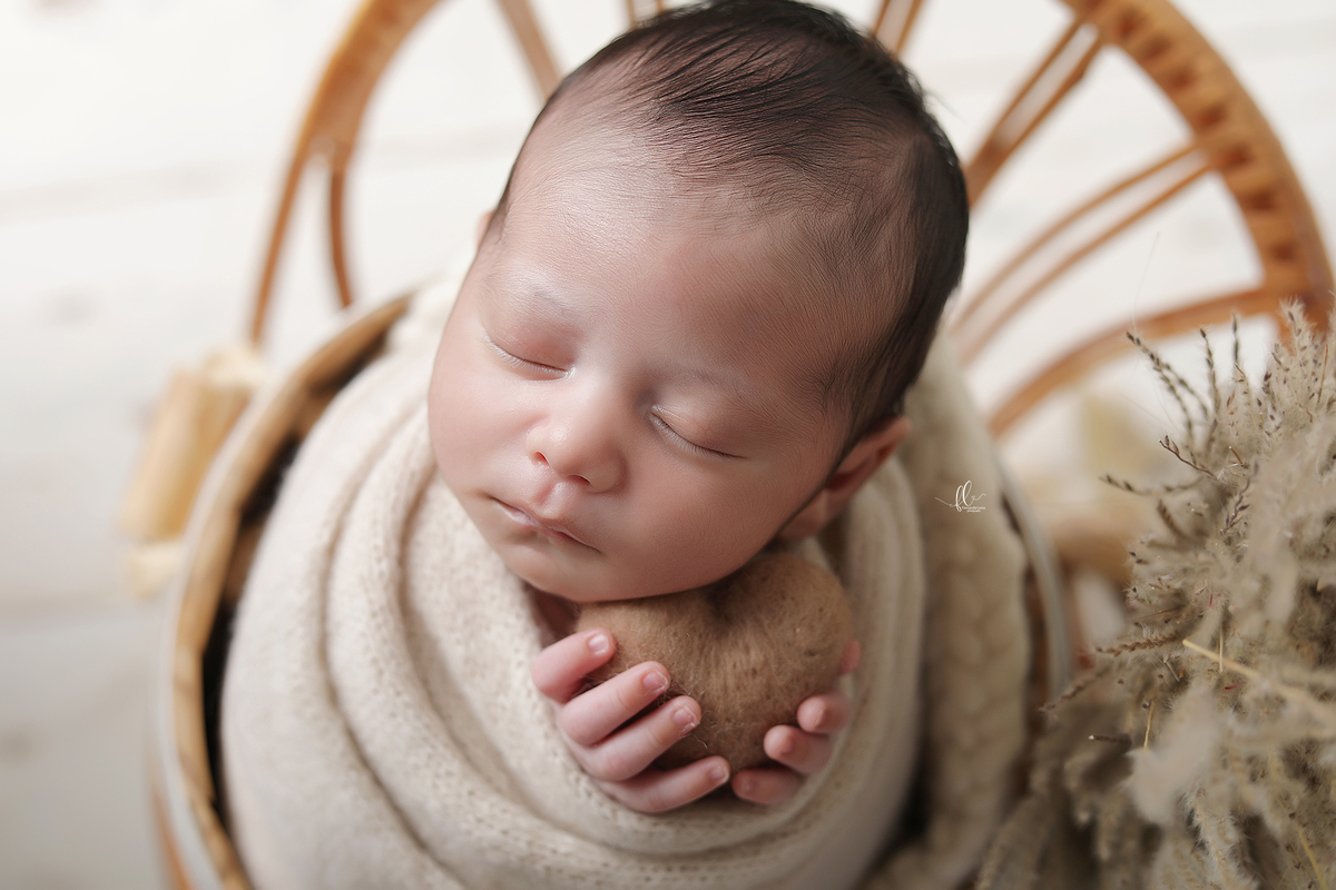 newborn, sessão newborn,newborn menina, newborn brasil,newborn ideias, ideias sessão newborn menina, ideias sessão newborn, recem nascido, bebes fofos, bebes, ideias fotos de bebes, ideias de fotos de bebes recem nascido, poses newborn,