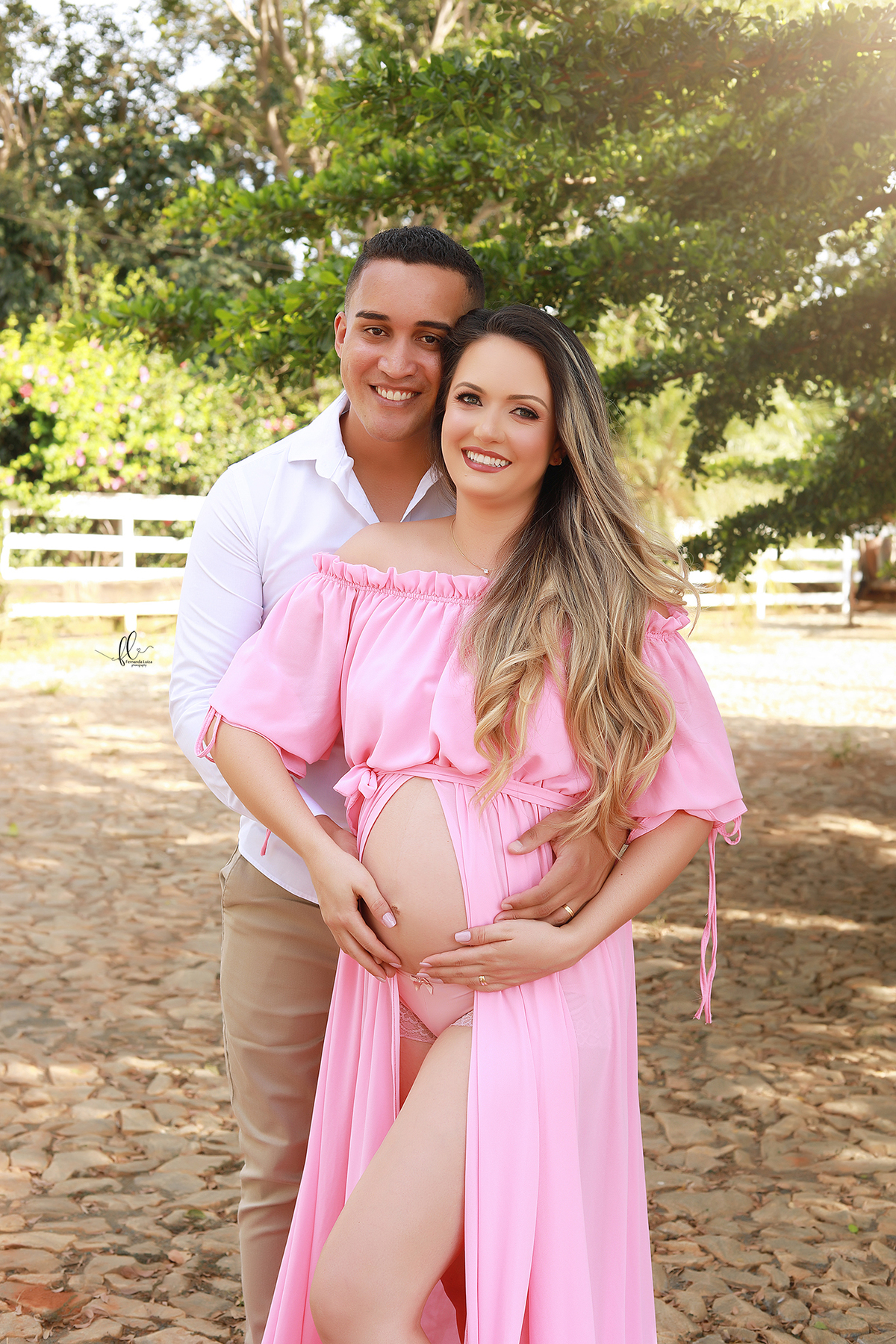 gestante,mundo rosa, gestante menina, ensaio gestante,ensaio fotografico de gravida, fotos de gravida, gravida linda, ideias para ensaio gestante, ideias para gestantes, cha de bebe, recem nascido, nome em tricotim, meninas, roupinhas para bebes, tricotim