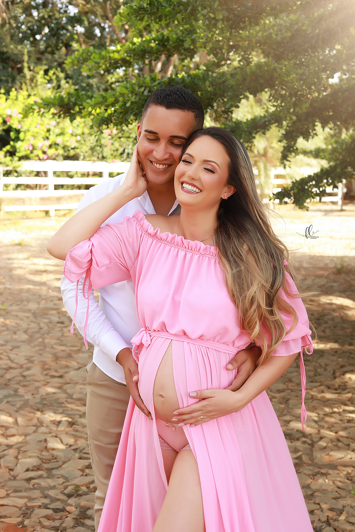 gestante,mundo rosa, gestante menina, ensaio gestante,ensaio fotografico de gravida, fotos de gravida, gravida linda, ideias para ensaio gestante, ideias para gestantes, cha de bebe, recem nascido, nome em tricotim, meninas, roupinhas para bebes, tricotim