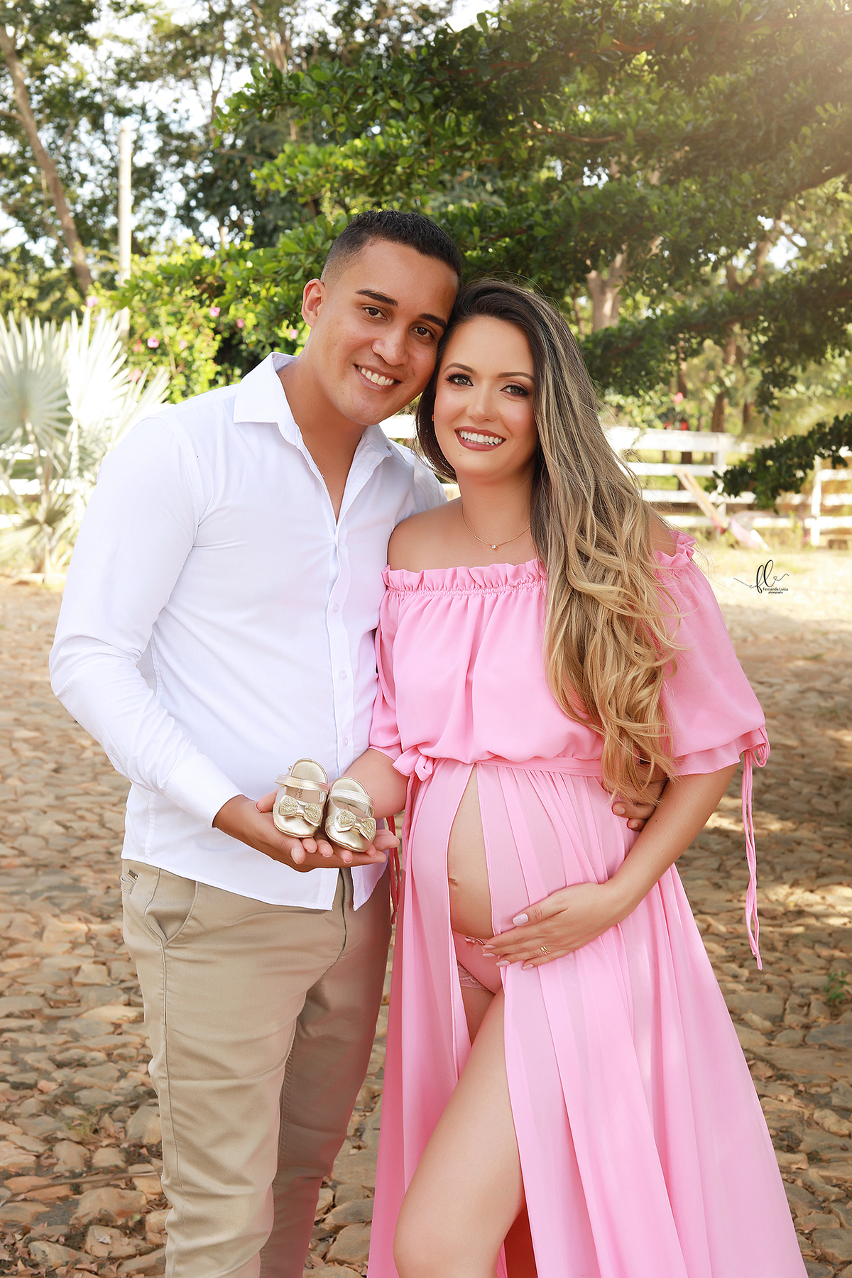 gestante,mundo rosa, gestante menina, ensaio gestante,ensaio fotografico de gravida, fotos de gravida, gravida linda, ideias para ensaio gestante, ideias para gestantes, cha de bebe, recem nascido, nome em tricotim, meninas, roupinhas para bebes, tricotim