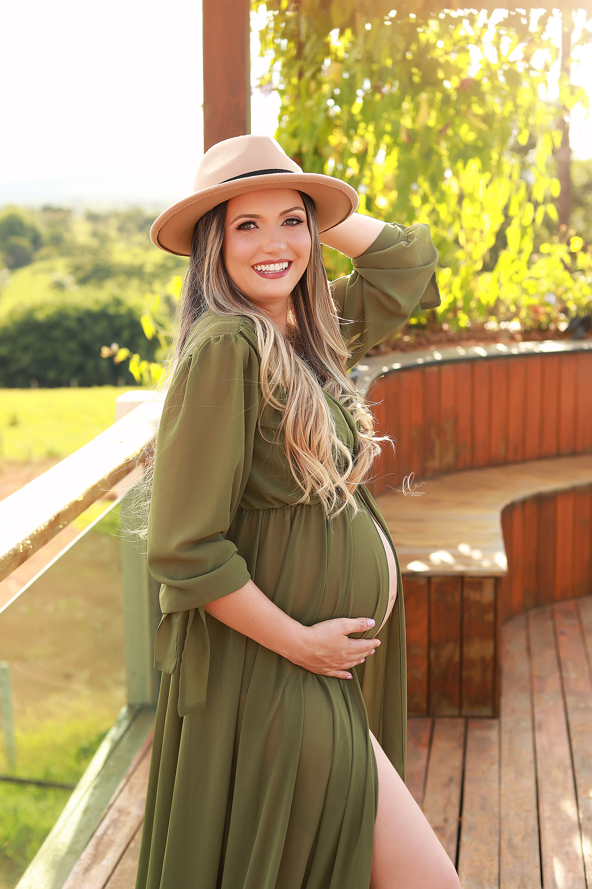 gestante,mundo rosa, gestante menina, ensaio gestante,ensaio fotografico de gravida, fotos de gravida, gravida linda, ideias para ensaio gestante, ideias para gestantes, cha de bebe, recem nascido, nome em tricotim, meninas, roupinhas para bebes, tricotim