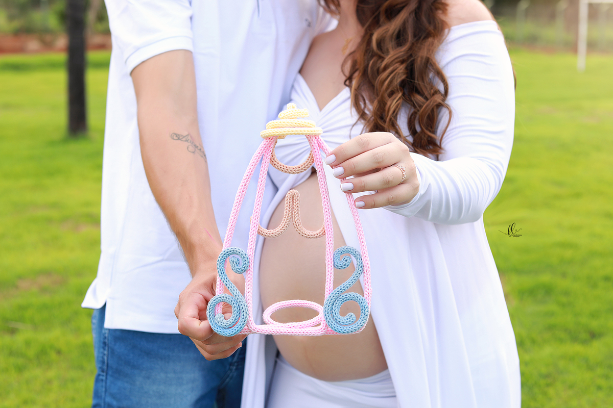 gestante,mundo rosa, gestante menina, ensaio gestante,ensaio fotografico de gravida, fotos de gravida, gravida linda, ideias para ensaio gestante, ideias para gestantes, cha de bebe, recem nascido, nome em tricotim, meninas, roupinhas para bebes, tricotim