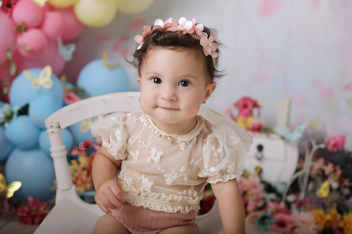 smash, smash the cake, ideias jardim encantado, sessão do bolinho, cake smash, smash the cake tema jardim encantado, smash the cake cenário jardim, jardim encantado,bolo jardim encantado,smash the cake para menina,sessão de um ano no tema jardim,borboleta