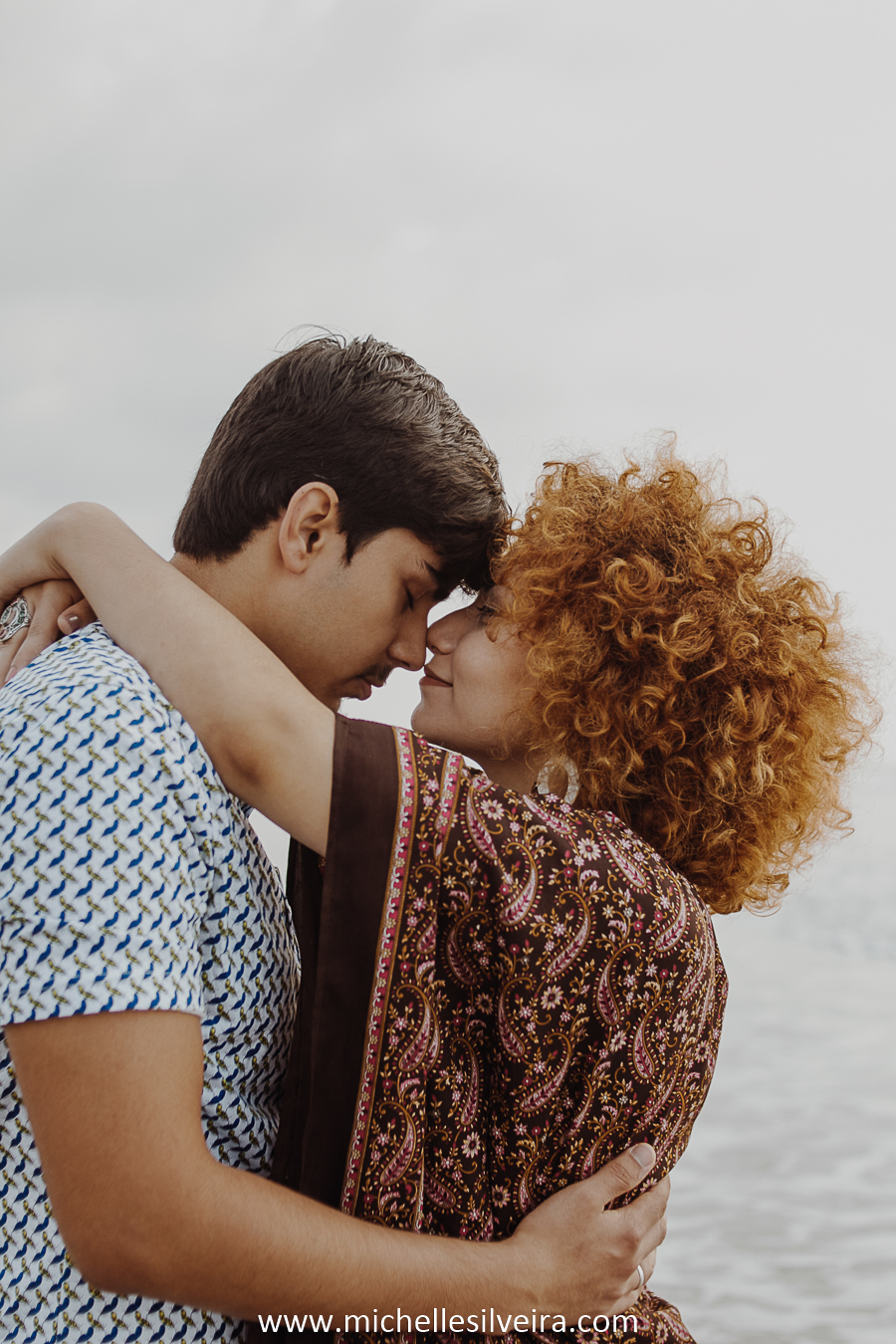 ensaio fotográfico de casal na praia  em ilha comprida são paulo