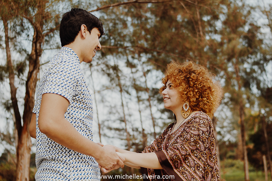 ensaio fotográfico de casal na praia  em ilha comprida são paulo