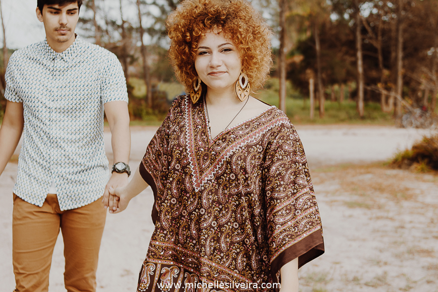 ensaio fotográfico de casal na praia  em ilha comprida são paulo