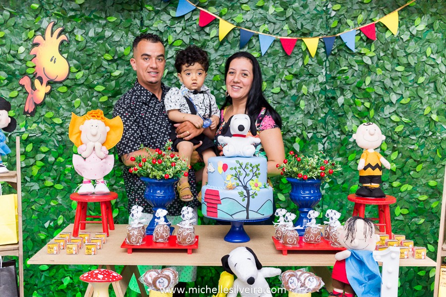 Fotografia de Festa Infantil tema turma do Snoopy no buffet kairós em Diadema - SP