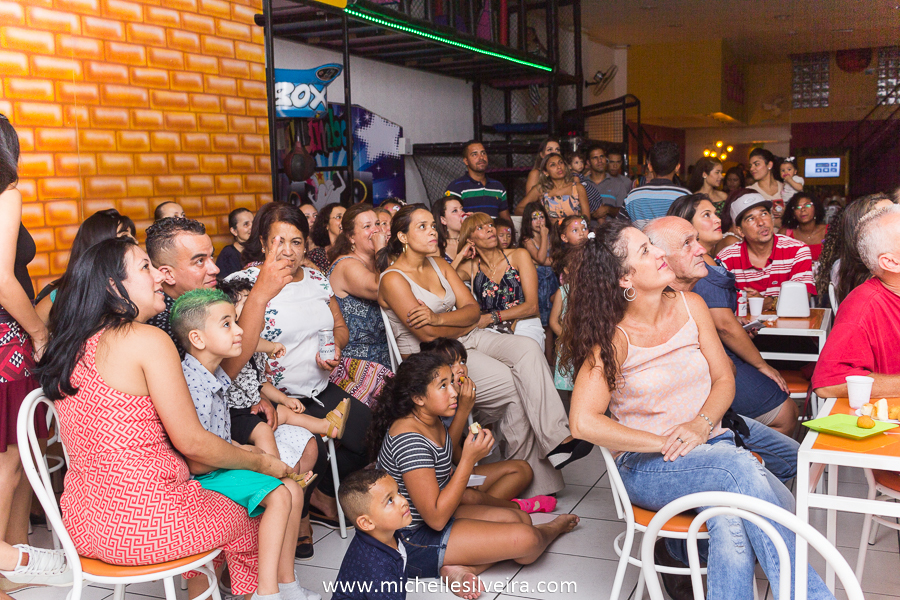 Fotografia de Festa Infantil tema turma do Snoopy no buffet kairós em Diadema - SP